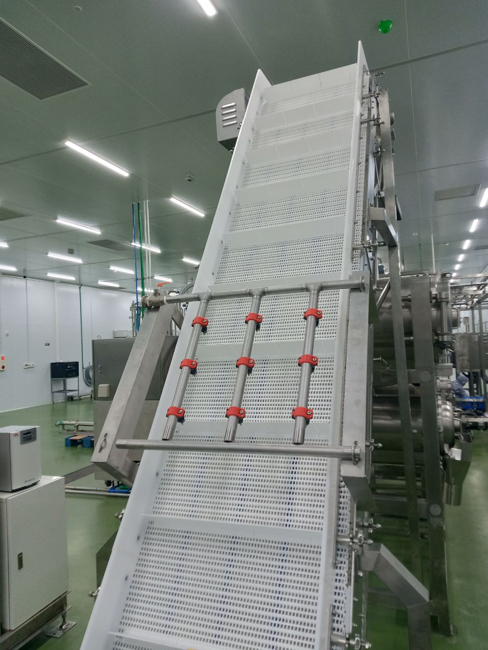 Conveyor Installation 3